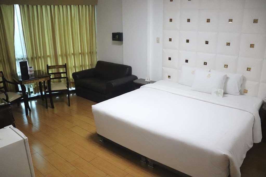 Inkari Suites Hotel Lima Room photo